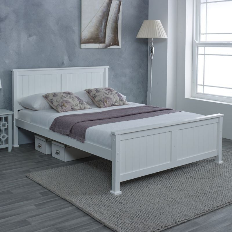 Madraid wooden bed