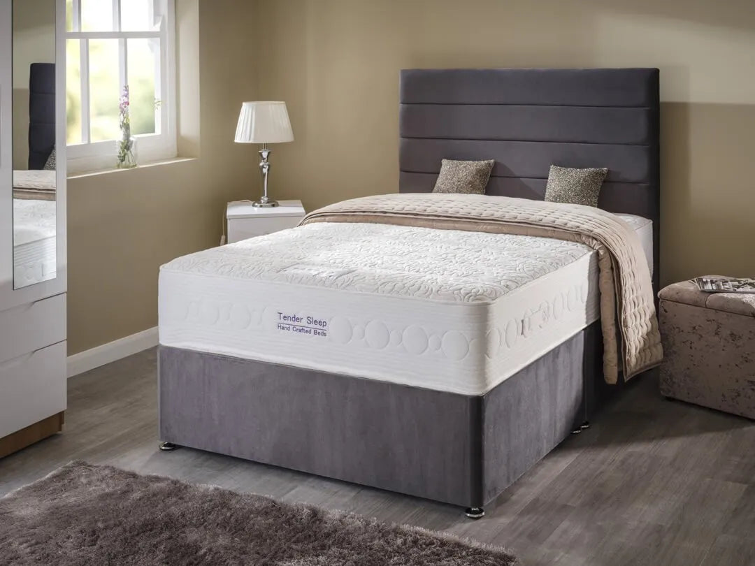 Divan bed kingsize with two drawers and mattress
