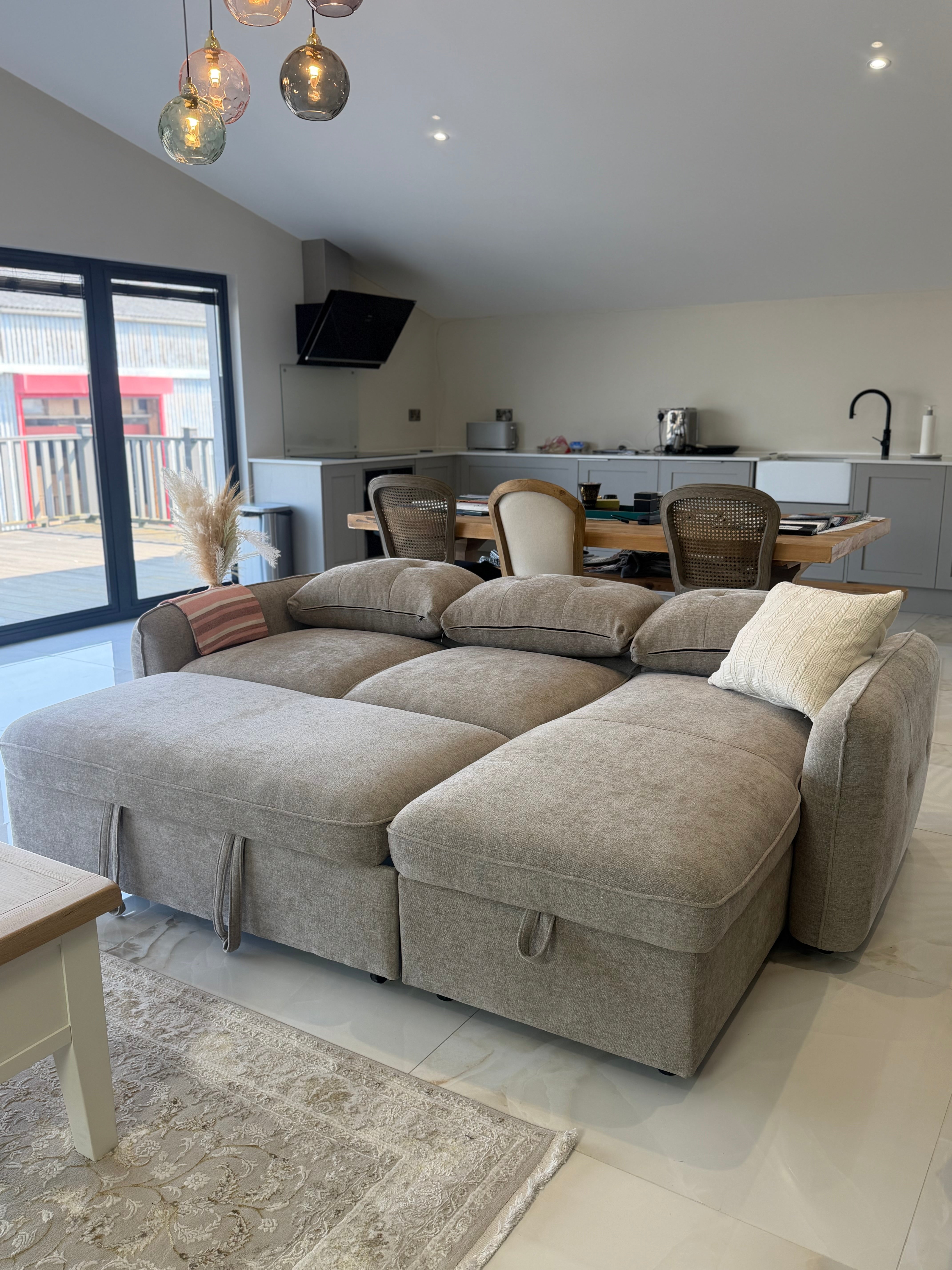 Moscow corner sofa with storage