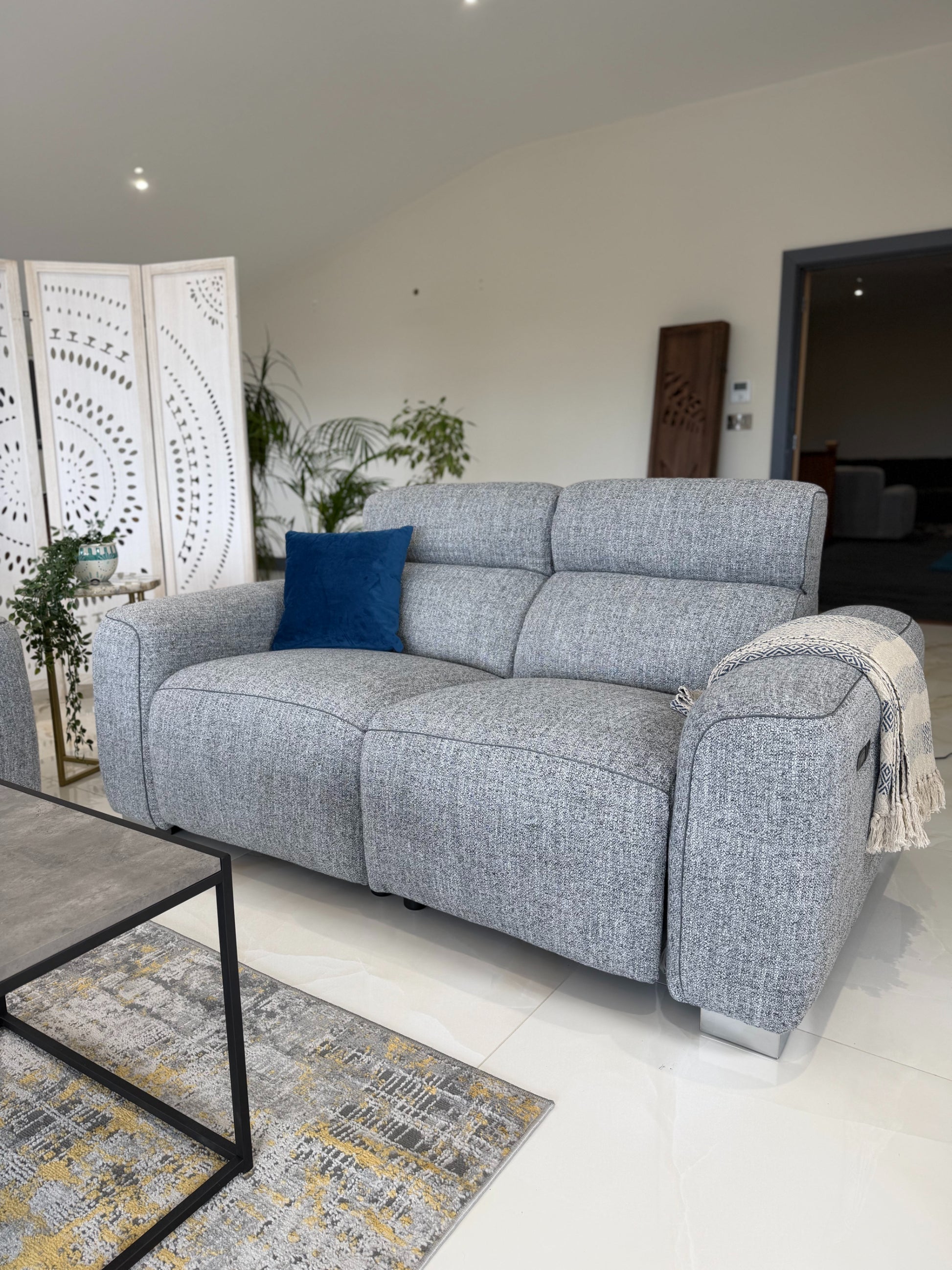 Toronto Electric recliner sofa