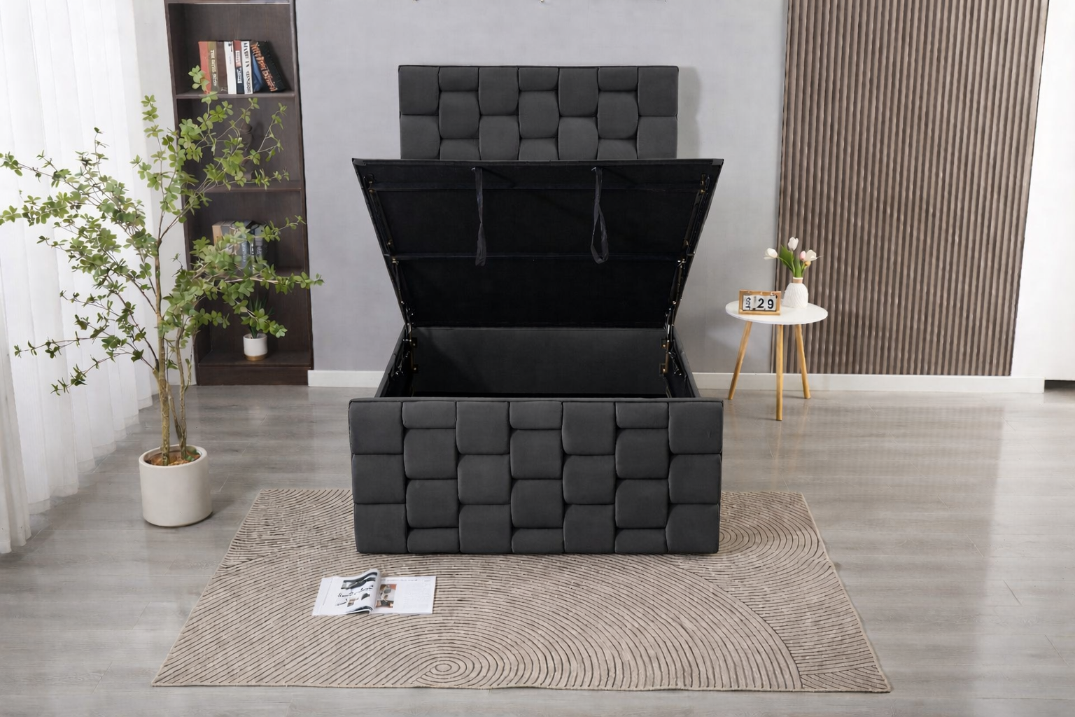 Mounty bed with storage