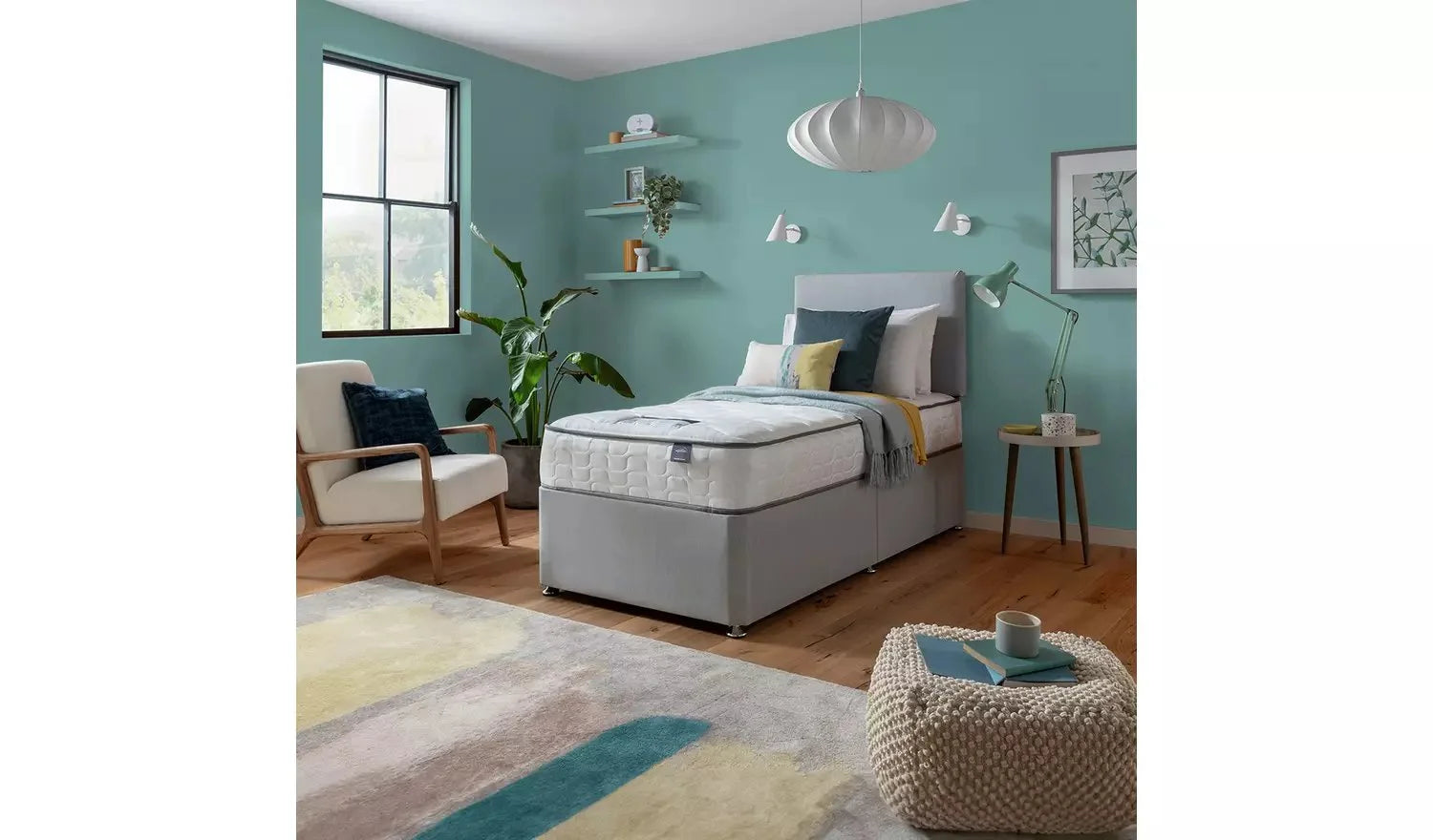 Single size divan bed