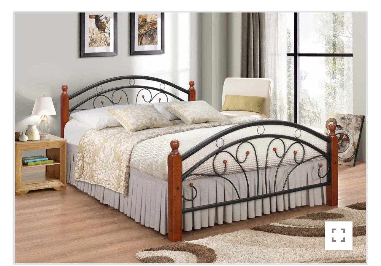 Metal frame with wooden legs and mesh base