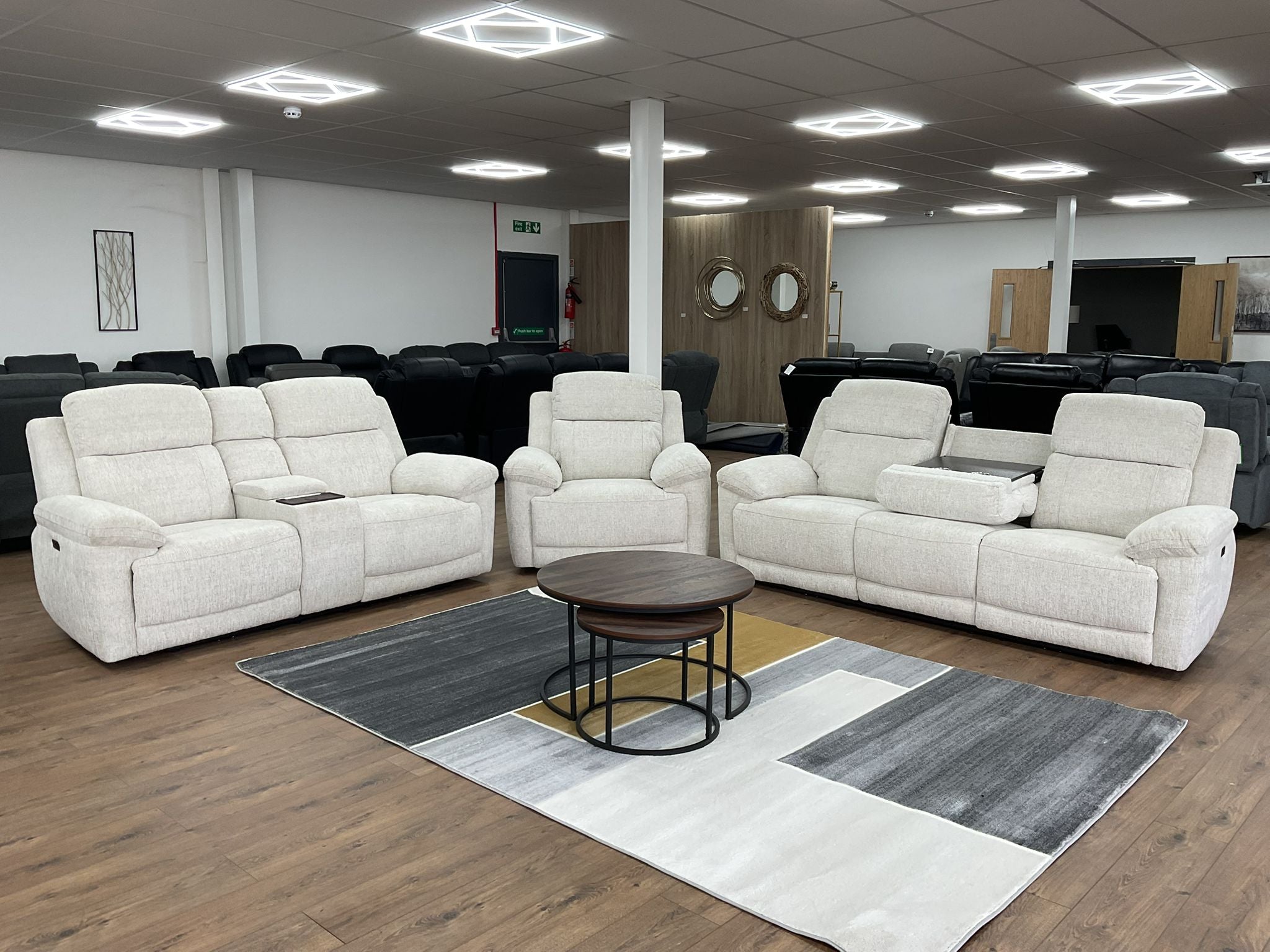 Owen electric recliner sofa Beige