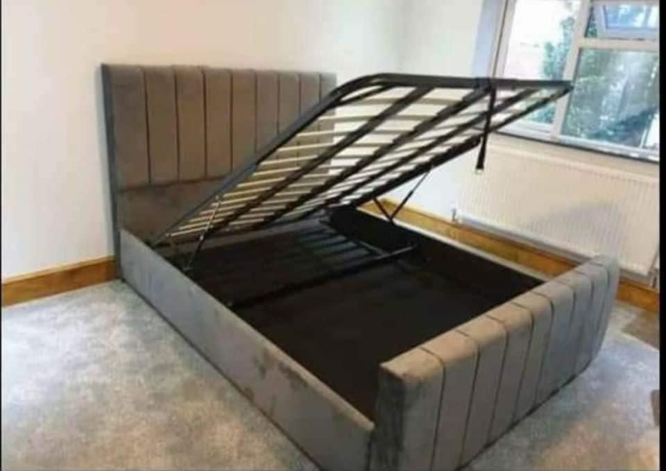 Single ottoman bed with mattress