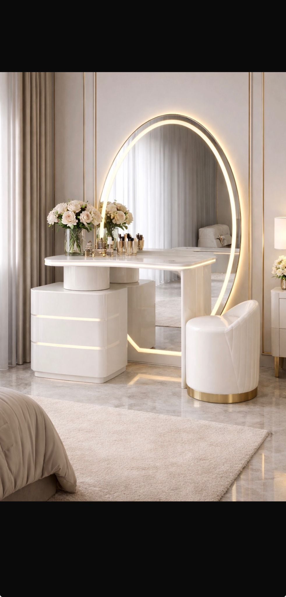 Oval full length dressing table