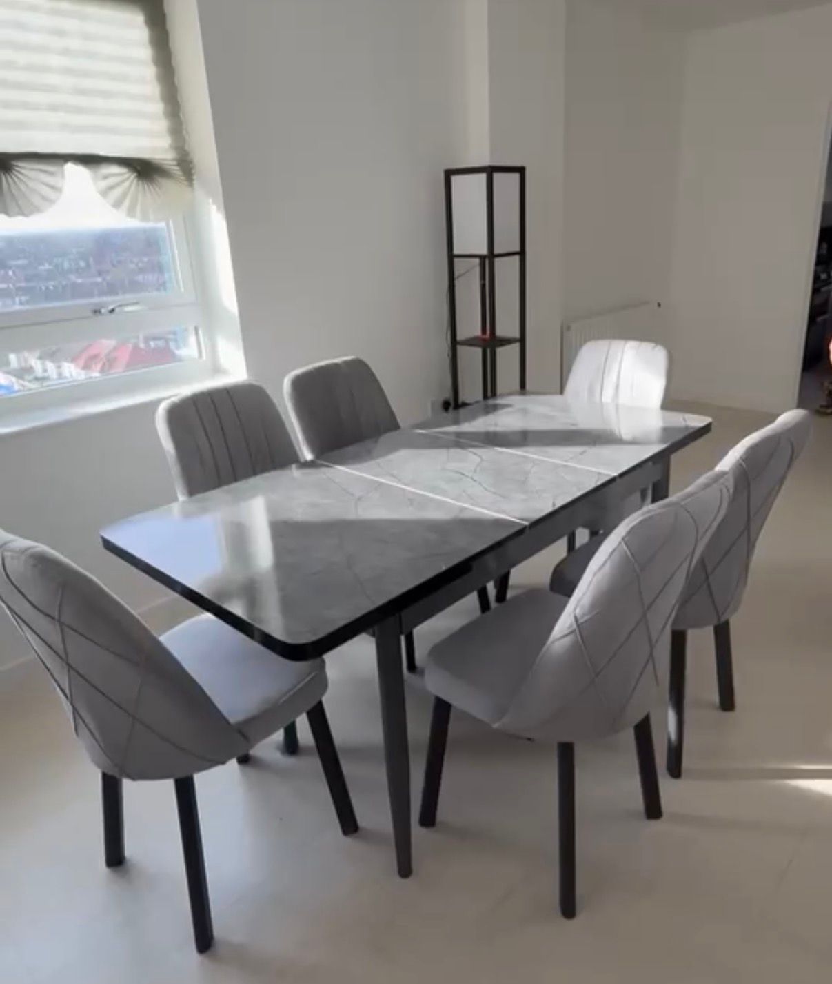 Greece dining table with four chairs
